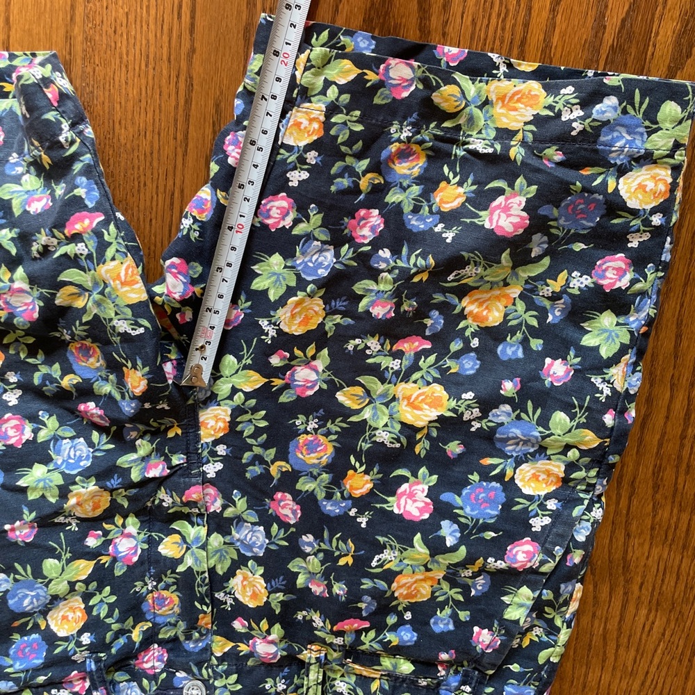 Polo Ralph Lauren Linen Shorts - Navy Floral - Size 34 - Used - Picture 5 of 6